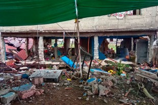 Brutal explosión destroza vivienda en #Toluca, hay varios heridos