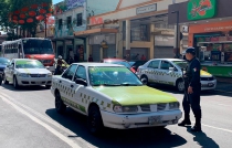 Siguen revisiones a taxis para detectar irregulares