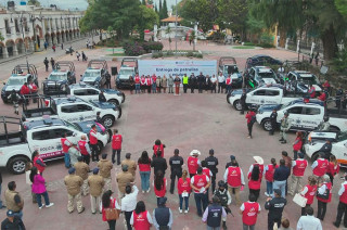 #Video: Ana Muñiz entrega patrullas y equipos para garantizar seguridad en #SanMateoAtenco
