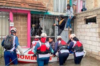 #Edoméx: Cruz Roja Mexicana atiende emergencia por inundación en #Cuautitlán