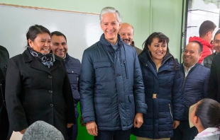 Equiparán digitalmente a escuelas: Alfredo del Mazo