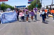 Las manifestantes exigen acciones urgentes en su localización.