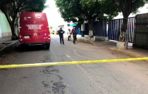 Joven muere desangrado afuera de una clínica en Ecatepec