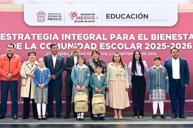La gobernadora Delfina Gómez inició la entrega de útiles escolares y libros de texto a 2.8 millones de alumnos.