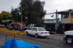 #ÚltimaHora: Enfrentamiento entre grupo armado y policías, en #VillaVictoria; hay muertos y heridos