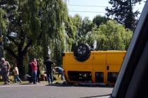 #Video #Precaución: Volcadura en Paseo Tollocan