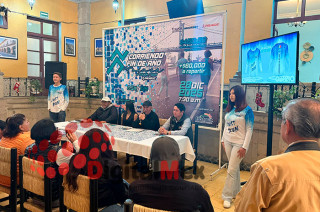 A la presentación acudió también la atleta Esmeralda Rebollo, ganadora de las dos primeras ediciones en la capital mexiquense.
