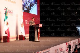Delfina Gómez presentó los resultados de sus primeros tres años de gobierno y anunció nuevas acciones para mejorar la infraestructura vial del Estado de México.