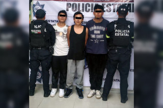 Los detenidos, junto con los indicios, fueron presentados ante la Agencia del Ministerio Público, con sede en Nicolás Romero.