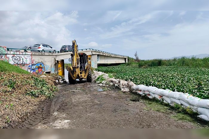 Trabajos preventivos en los ríos Lerma y Tejalpa buscan mantener libres los cauces y reducir el riesgo de inundaciones durante la temporada de lluvias en Ocoyoacac.