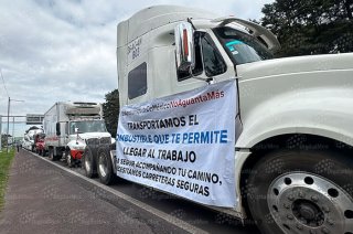 Unidades de carga se concentran sobre avenida Morelos y Paseo Tollocan como parte del paro nacional de transportistas; hasta el momento no se reportan bloqueos totales.