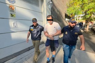 Agentes estadounidenses solicitaron entrevistarse con el excontralmirante detenido en Argentina, mientras México busca concretar su traslado para enfrentar investigaciones por huachicol fiscal.