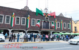 Toman ejidatarios presidencia municipal de San Mateo Atenco