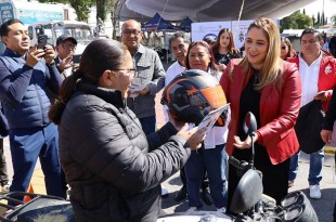 La expo-venta ofrece cascos certificados y accesorios a precios accesibles